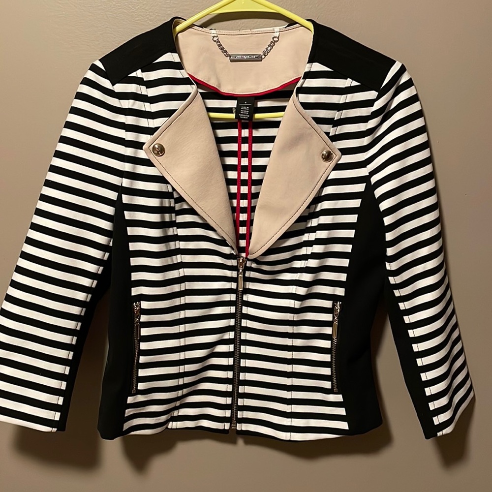 White House Black Market Zip Blazer Jacket Size 6 New Without Tags